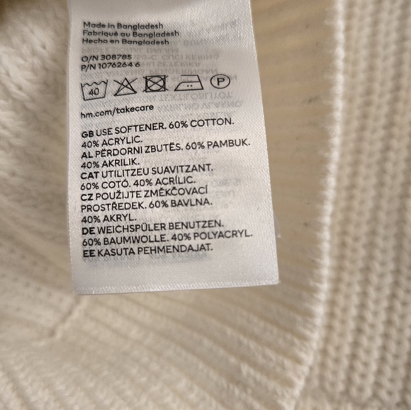 H&M Cardigan - Picture 3 of 3